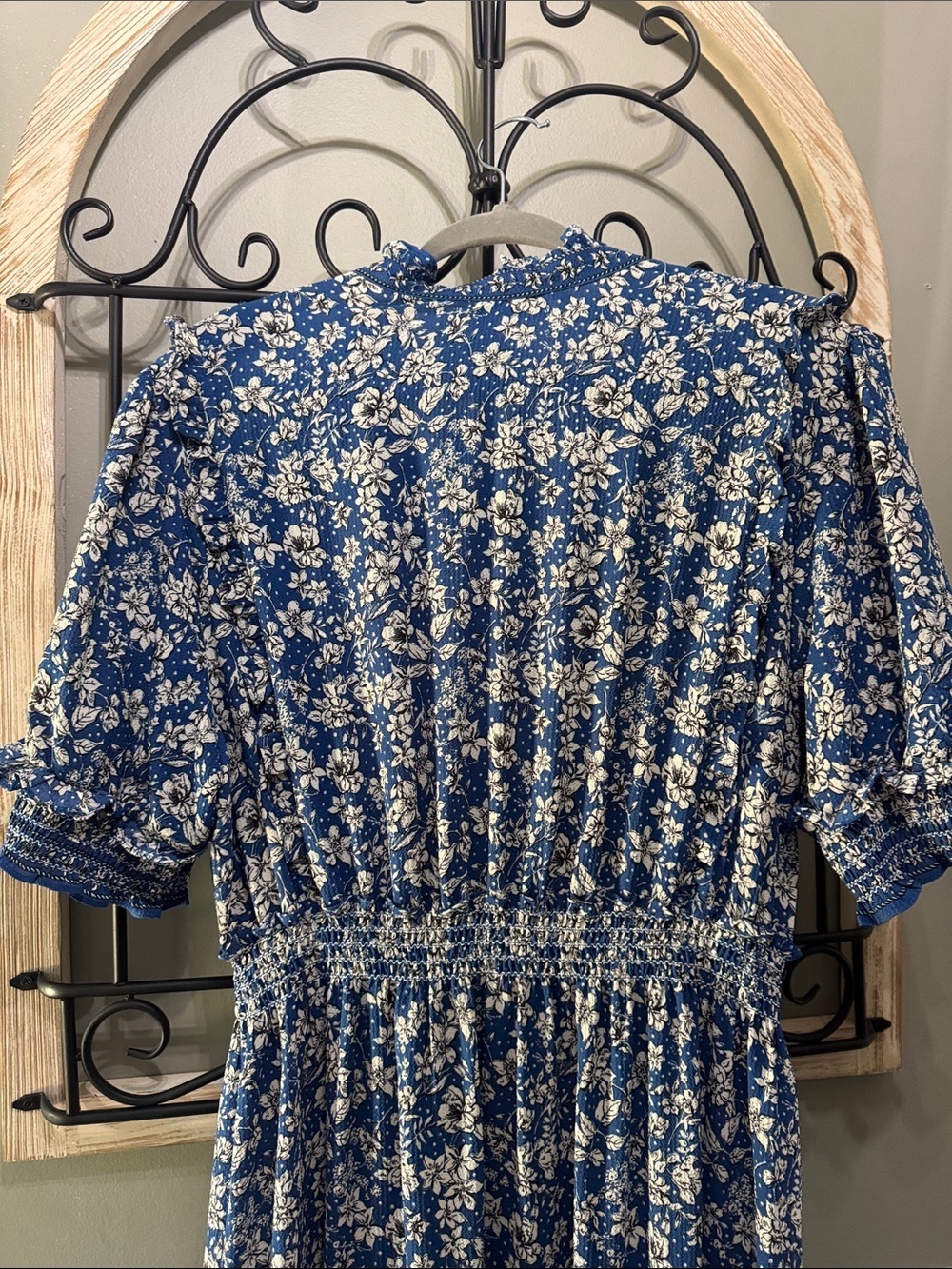 Max Studio Blue and White Floral Maxi Dress 1X feminine lightweight peasant - Picture 13 of 14